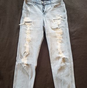 Hollister Shredded High-Rise Mom Jeans